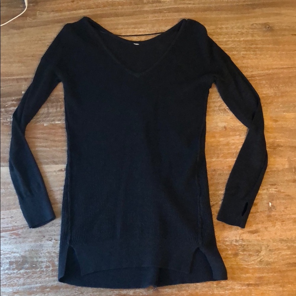 Lululemon sweater